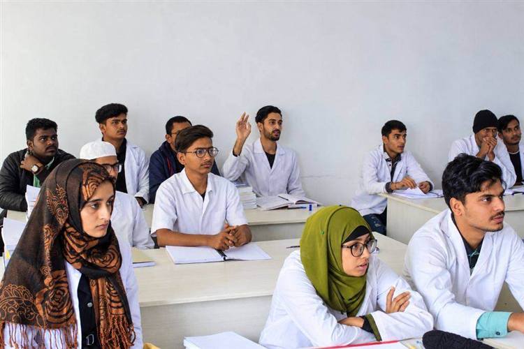Interactive Medical Classroom & Clinical Case Discussion